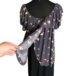 Torrid Split Back Top Lightweight Gray Rayon with Ruffle Size 1X